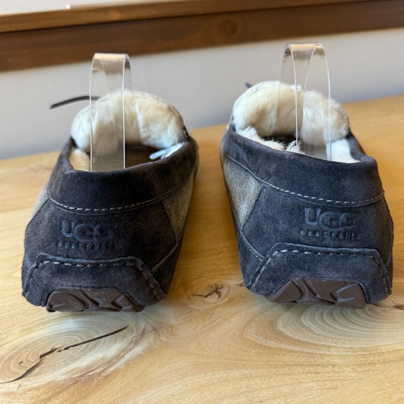 UGG BYRON BOMBER JACKET MOCCASIN SLIPPERS SN 1001545 LEATHER SHEEPSKIN MEN 15 - Picture 5 of 11